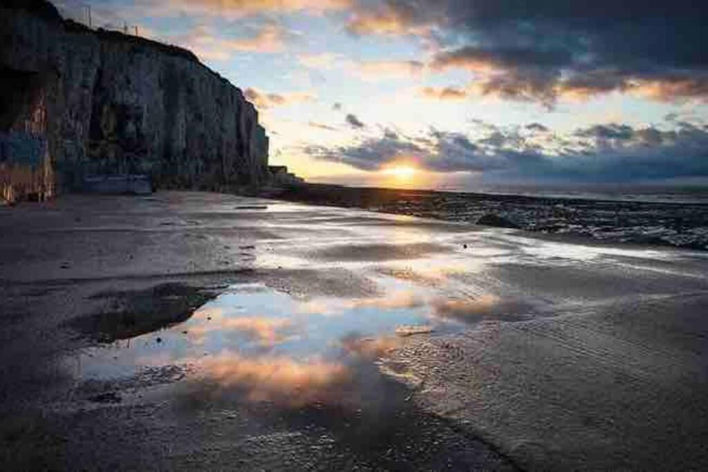 Pleine Face Mer Et Plage Ault Buitenkant foto