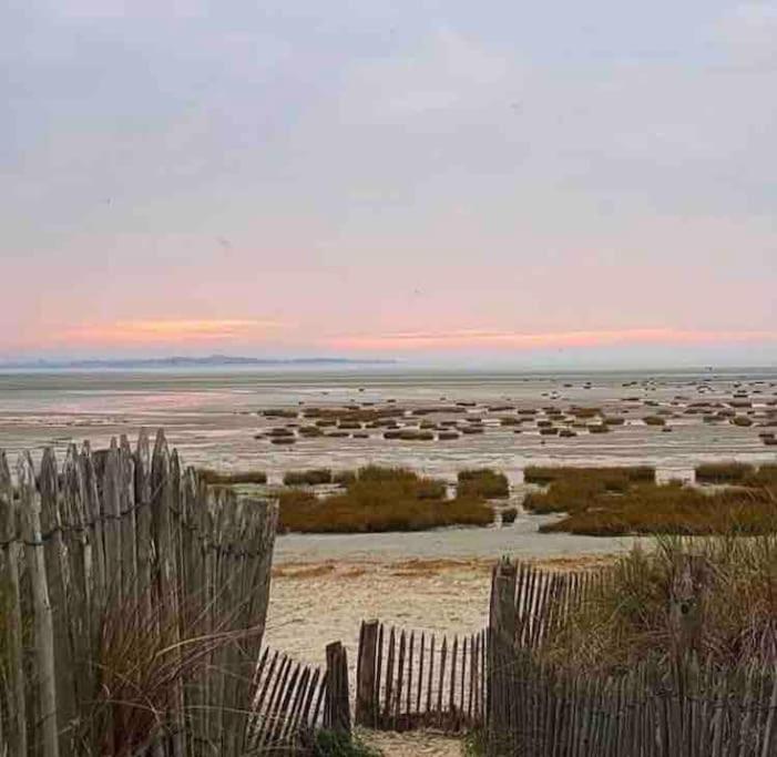 Pleine Face Mer Et Plage Ault Buitenkant foto